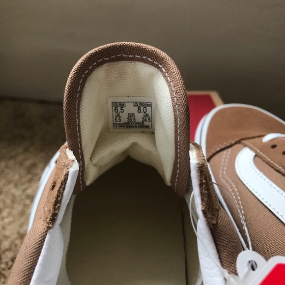VANS | NEW Old School Tan Sneakers - Picture 6 of 6